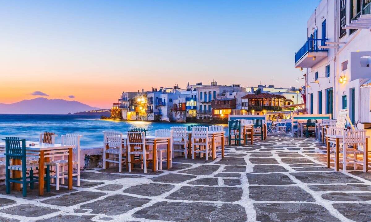 Christmas Traditions in Mykonos: A Cycladic Celebration with Heart