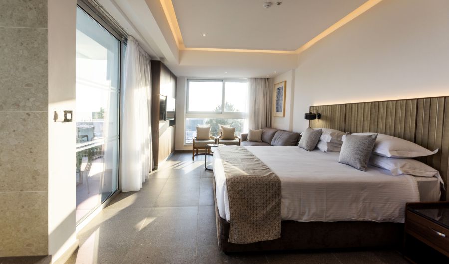 Junior Suite Sea View with Whirlpool