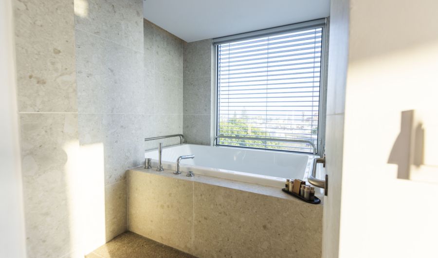 Junior Suite Sea View with Whirlpool