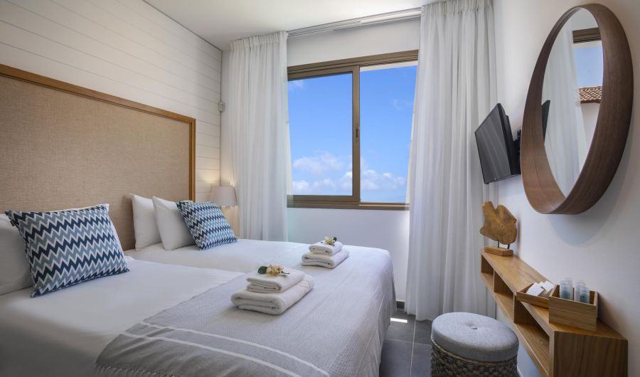 Chris Le Mare Villas Protaras bedroom