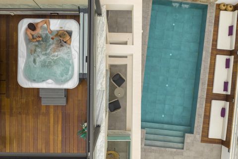 Chris Le Mare Gold Villa in Protaras terrace with jacuzzi and ground floor pool