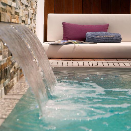 Chris Le Mare Gold Villa in Protaras sunbed and hydro pool