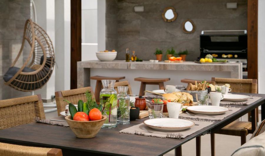Protaras Lora Pearl Villa Outdoor dining and barbecue