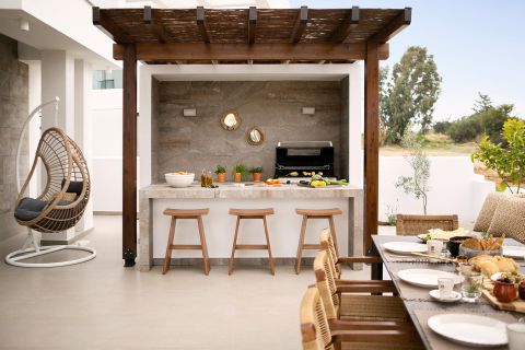 Protaras Lora Pearl Villa exterior dining