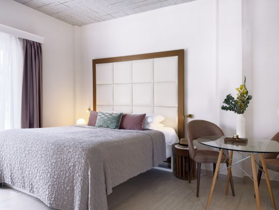 King Jason Paphos Superior Studio Pool View Bedroom