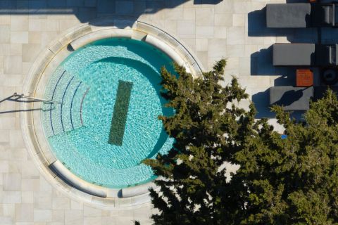 Book Direct and Benefit Free Nights in a Superior Studio