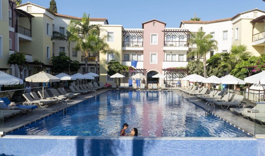 Summer Getaway – 2 kids stay for free on all inclusive