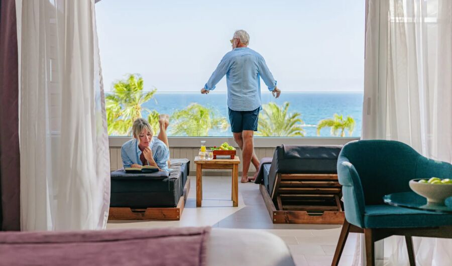 Summer Getaway with up to 25% Discount & Free Airport Transfers