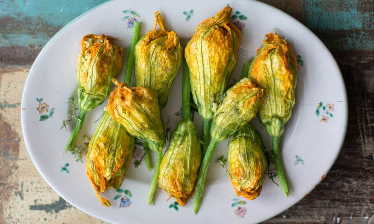 Stuffed Zucchini Flowers (Spicy Anthous): A Cypriot Delight