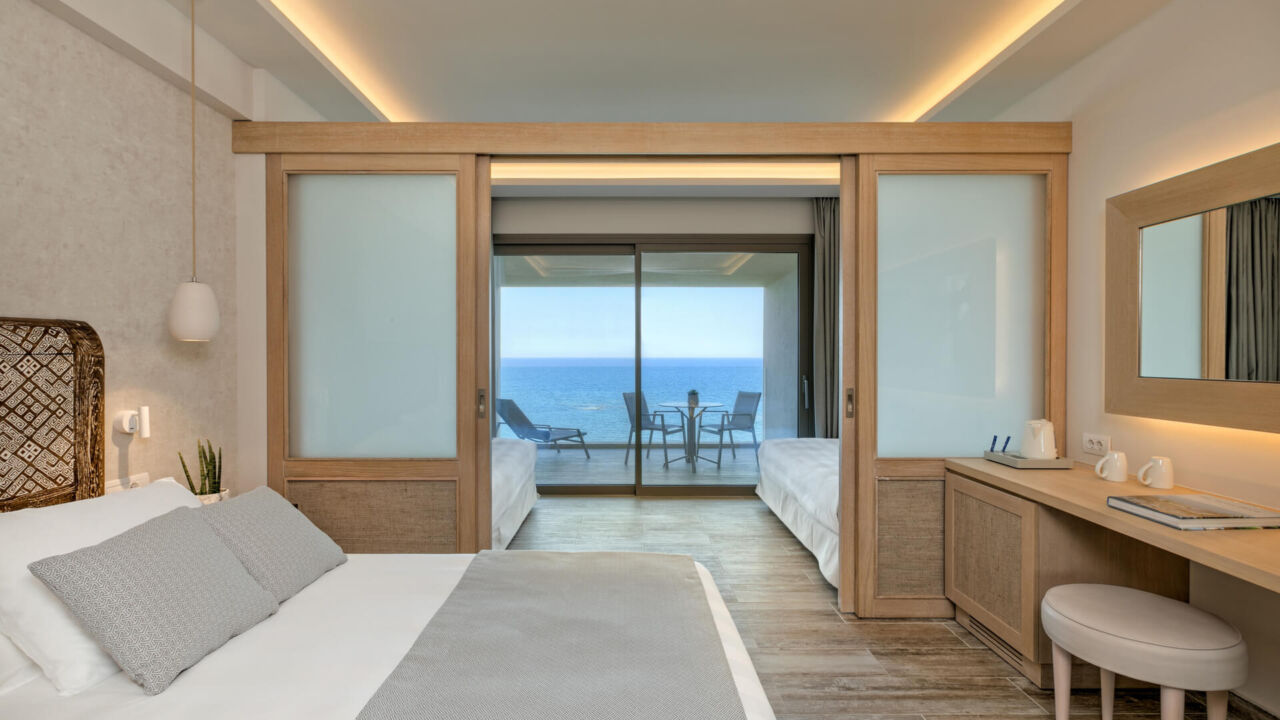 Amada Colossos room bedroom and balcony