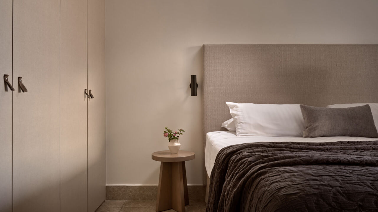 Asterion Suites room bedroom
