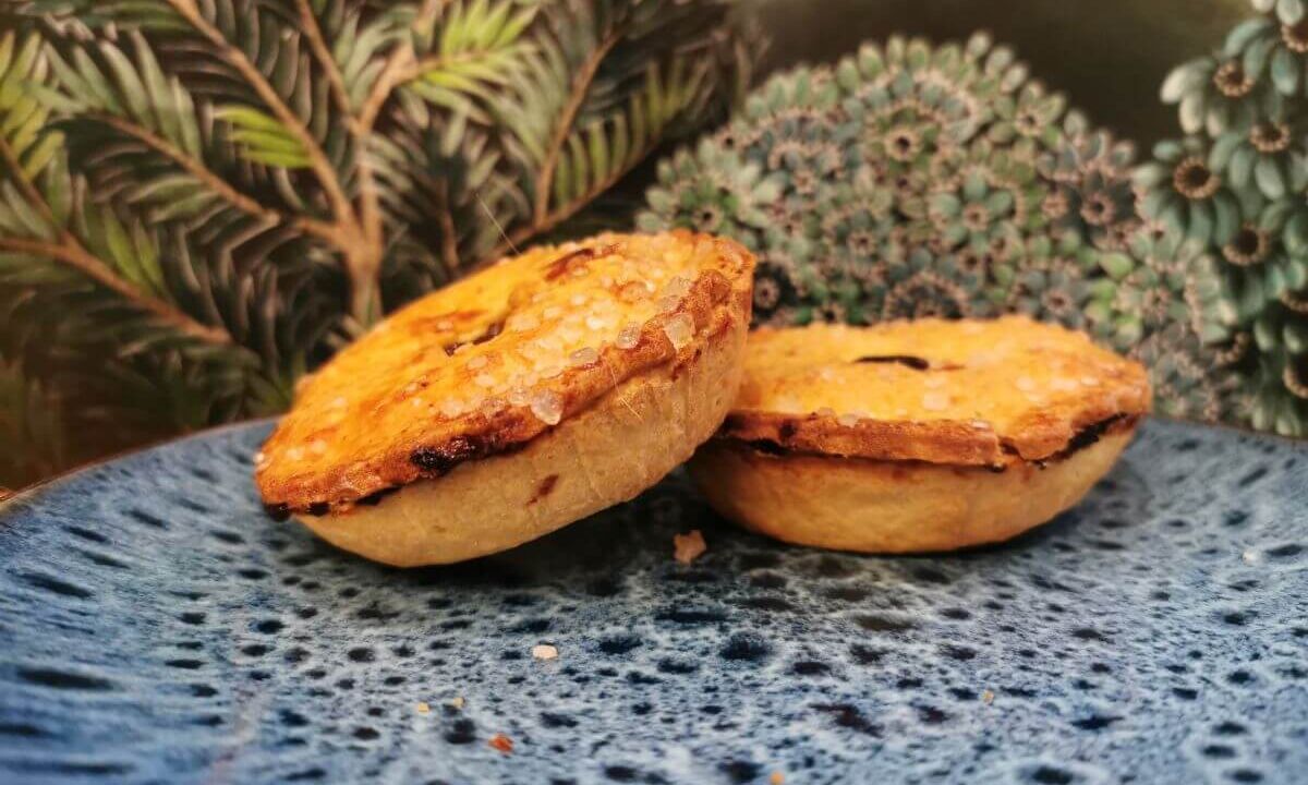 Labropites: The Traditional Easter Cheese Pies of Zakynthos