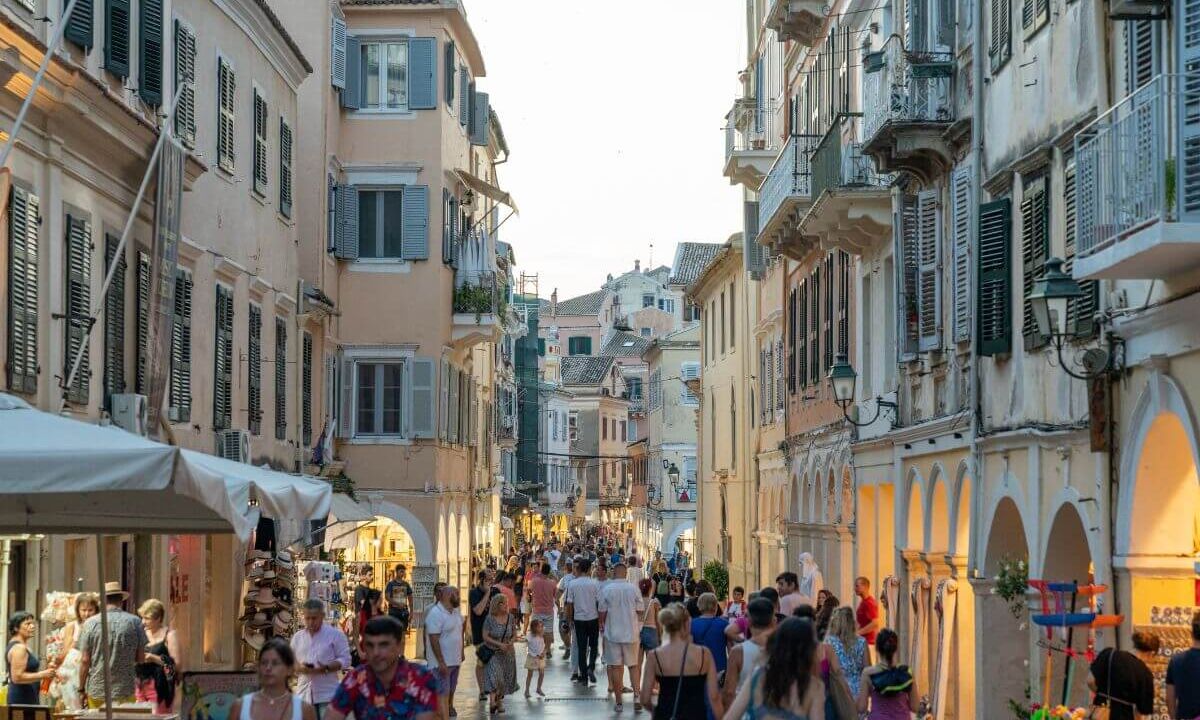 Easter in Corfu: The most spectacular celebration of the island