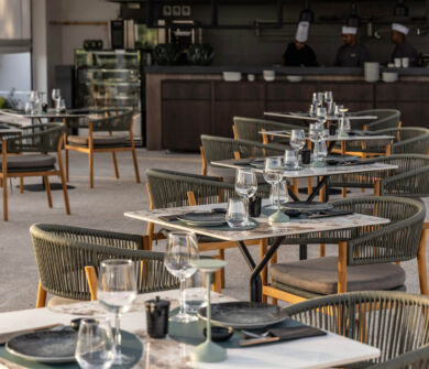 Fiki restaurant tables