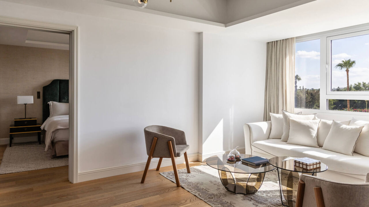Hilton Nicosia room sitting area