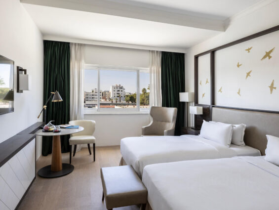 Hilton Nicosia room twin beds