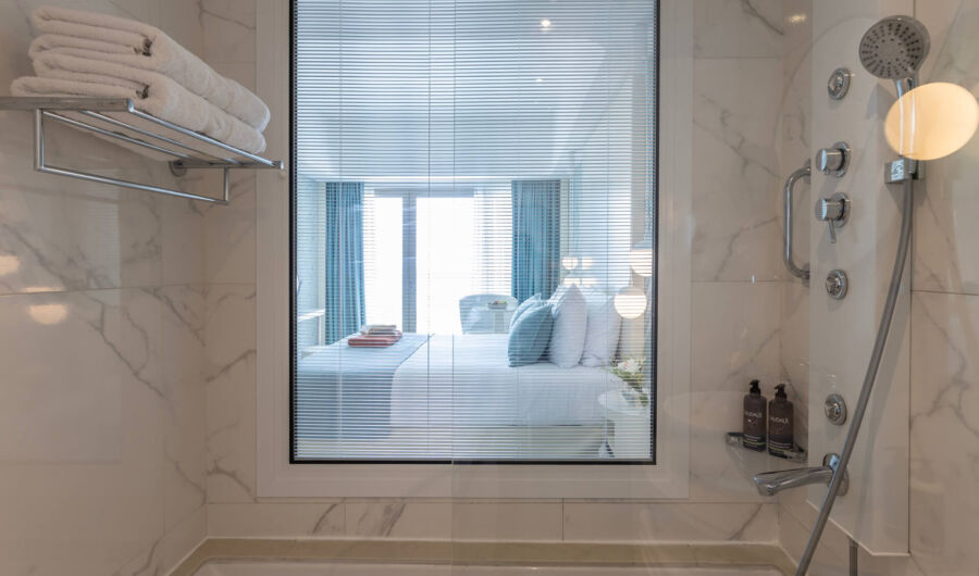 Ivi Mare Deluxe Sea Room Bathroom