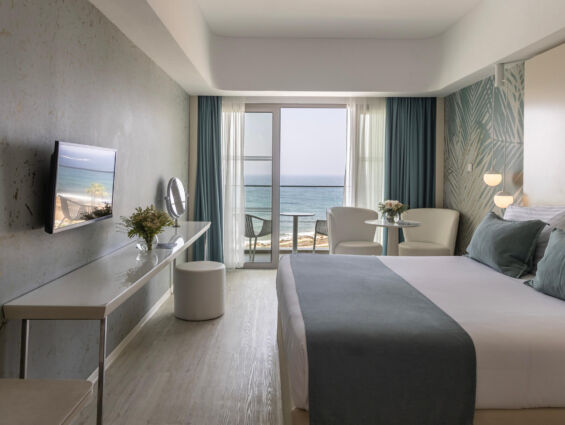 Ivi Mare Deluxe Sea Room Bedroom and sea
