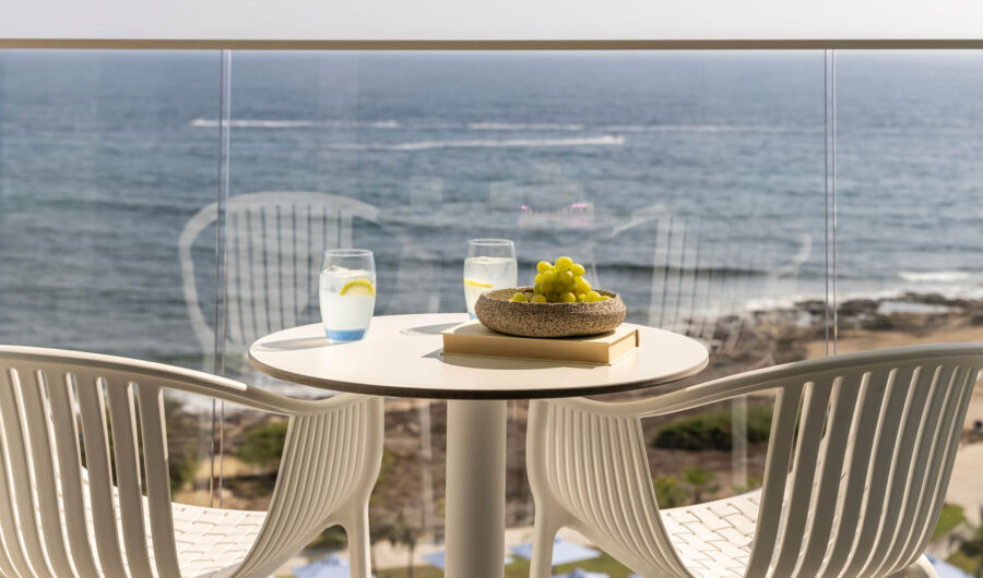 Balcony with sea View at Ivi Mare