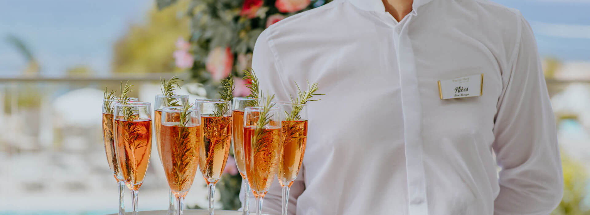 Ivi Mare Weddings cocktails