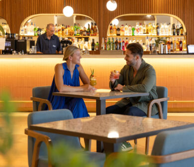 Couple drinking Cocktails at Kerkyra Blue Bar