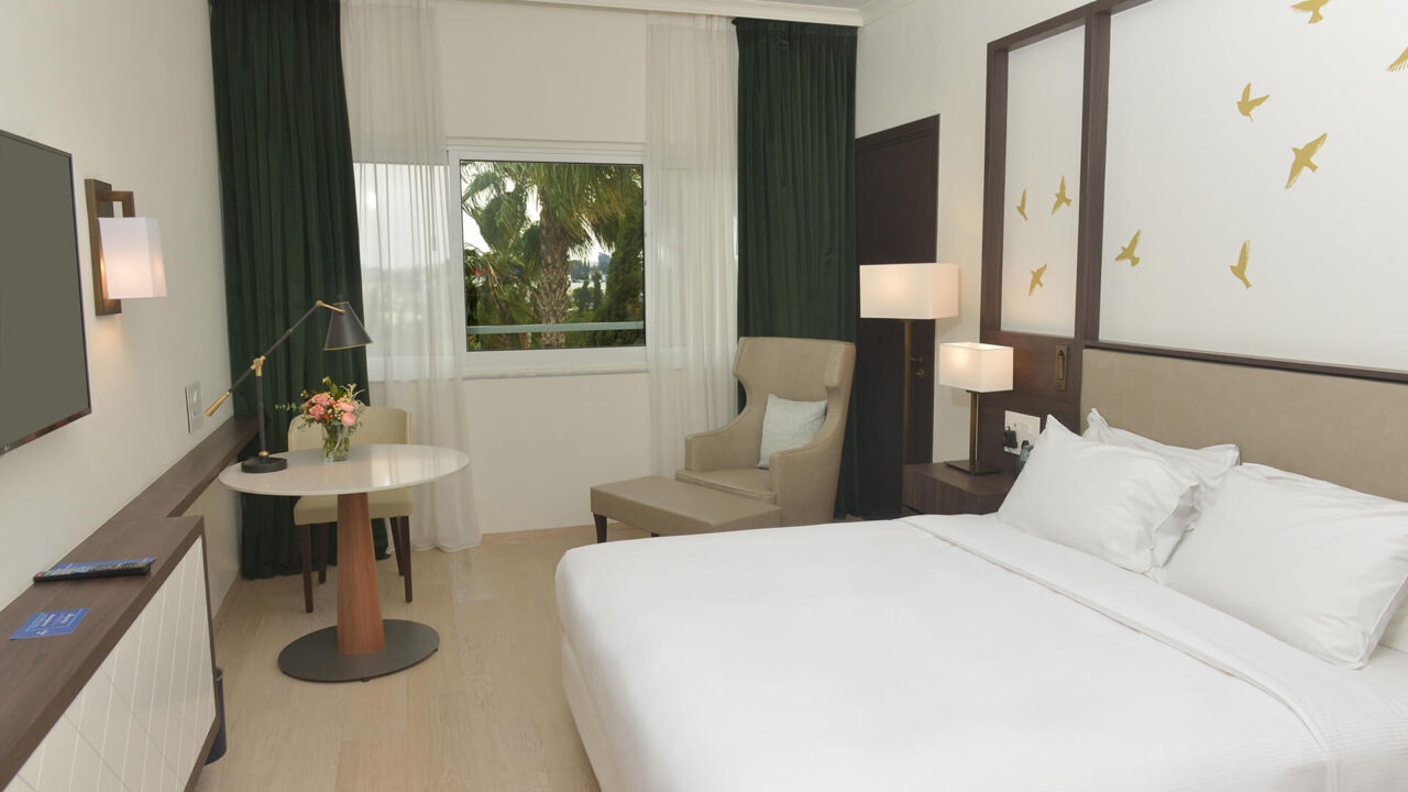Hilton Nicosia room