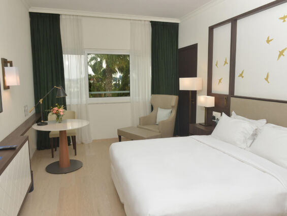 Hilton Nicosia room