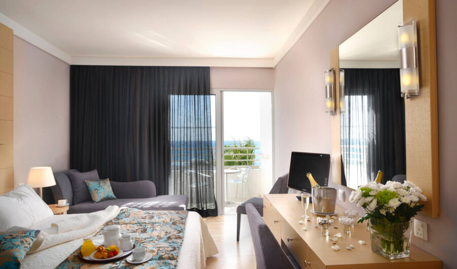 Ledra honeymoon suite bedroom and balcony