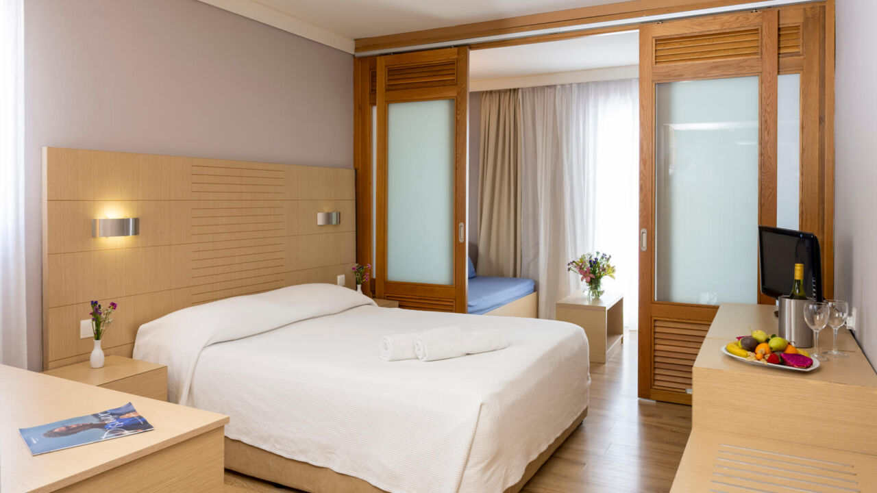 Ledra family sliding room bedroom