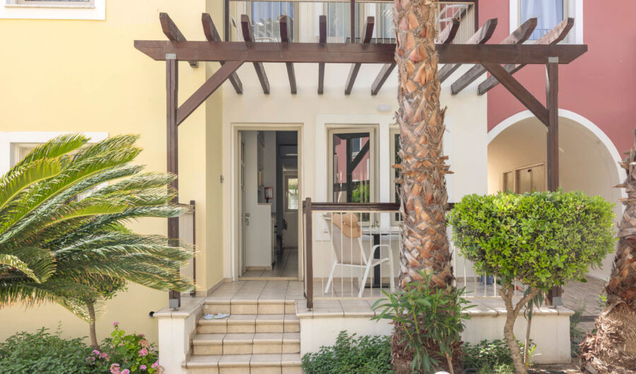 Louis Althea Beach Studio terrace