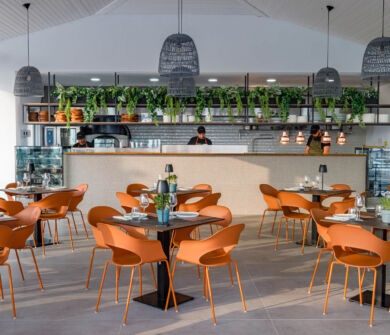 Louis Ledra A mano restaurant indoor space