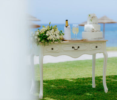 table with wedding decorations at Louis ledra Beach