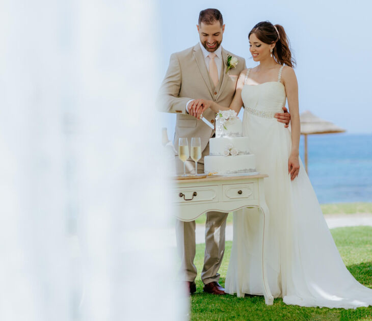 Couple getting married at Louis ledra Beach