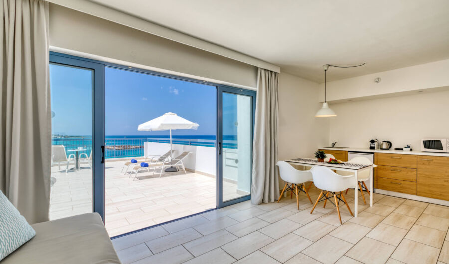 Louis Nausicaa Beach room with balcony