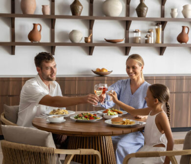 Family eating at Louis Nausicaa restaurant