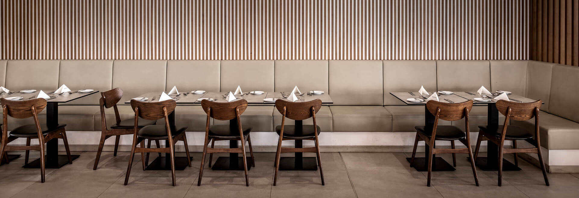 Louis Phaethon restaurant tables