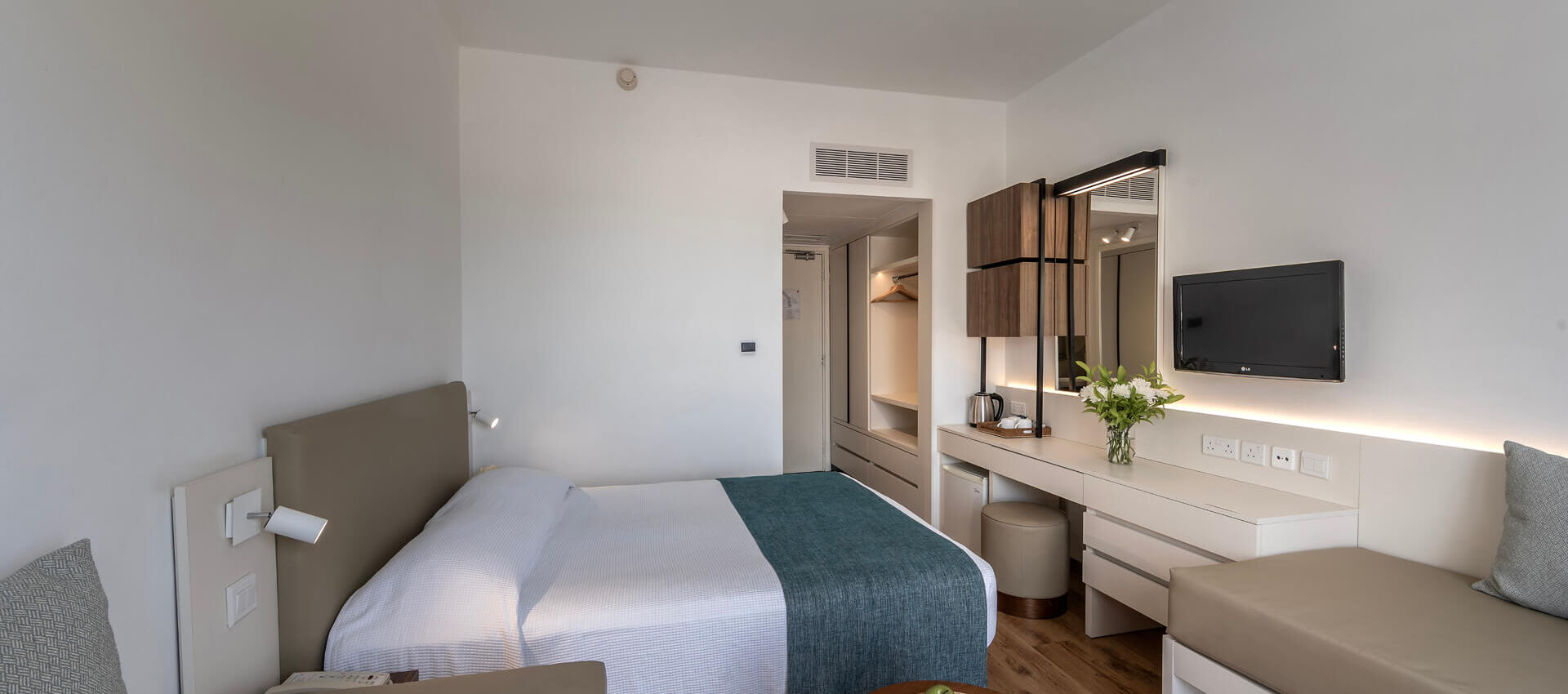 Louis Phaethon family room bedroom and entrance