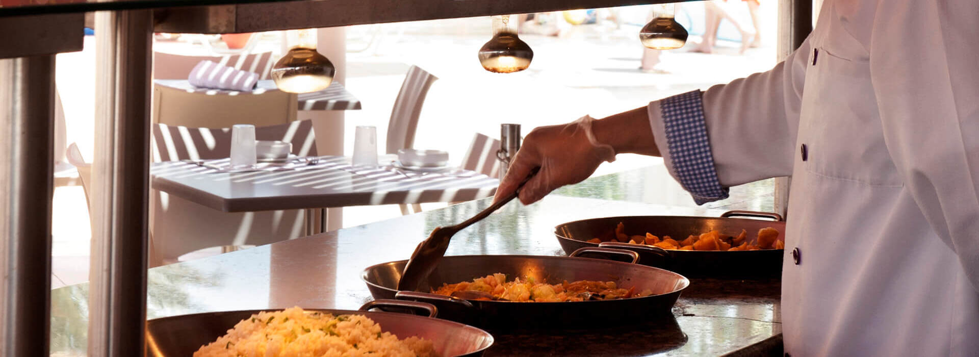 Louis Phaethon Mura restaurant cook preparing food