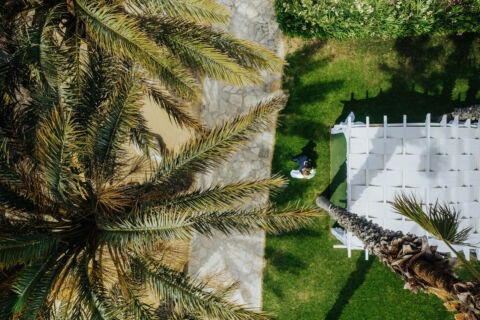 Married Couple at Louis Phaethon garden