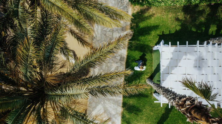 Married Couple at Louis Phaethon garden