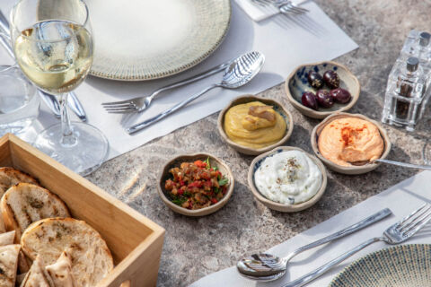 Ivi Mare Alati restaurant dips