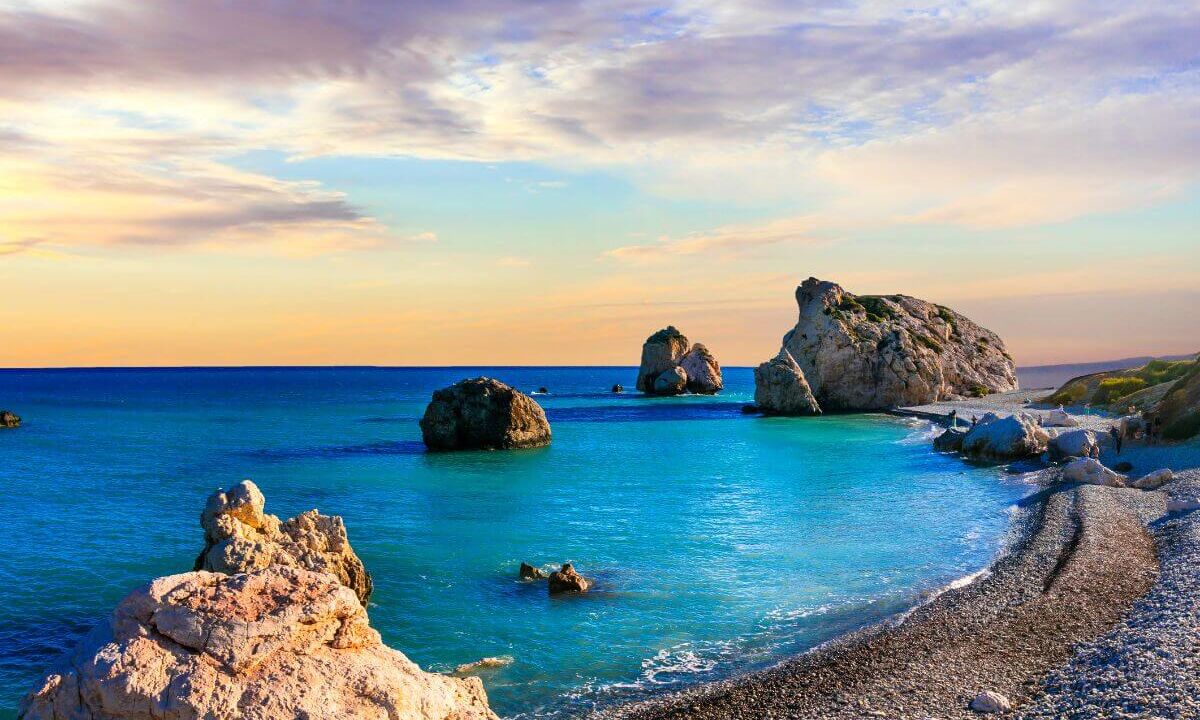 5 Beautiful Beaches to Discover Outside the City of Paphos