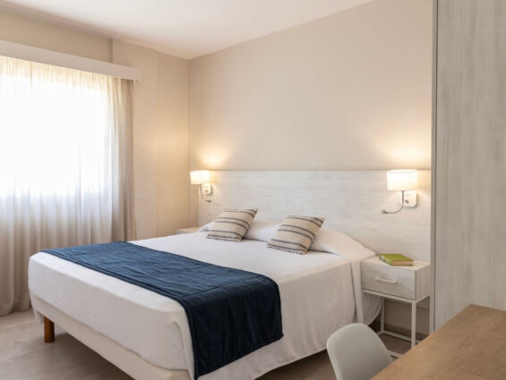 Paphos Breeze Superior Room bedroom