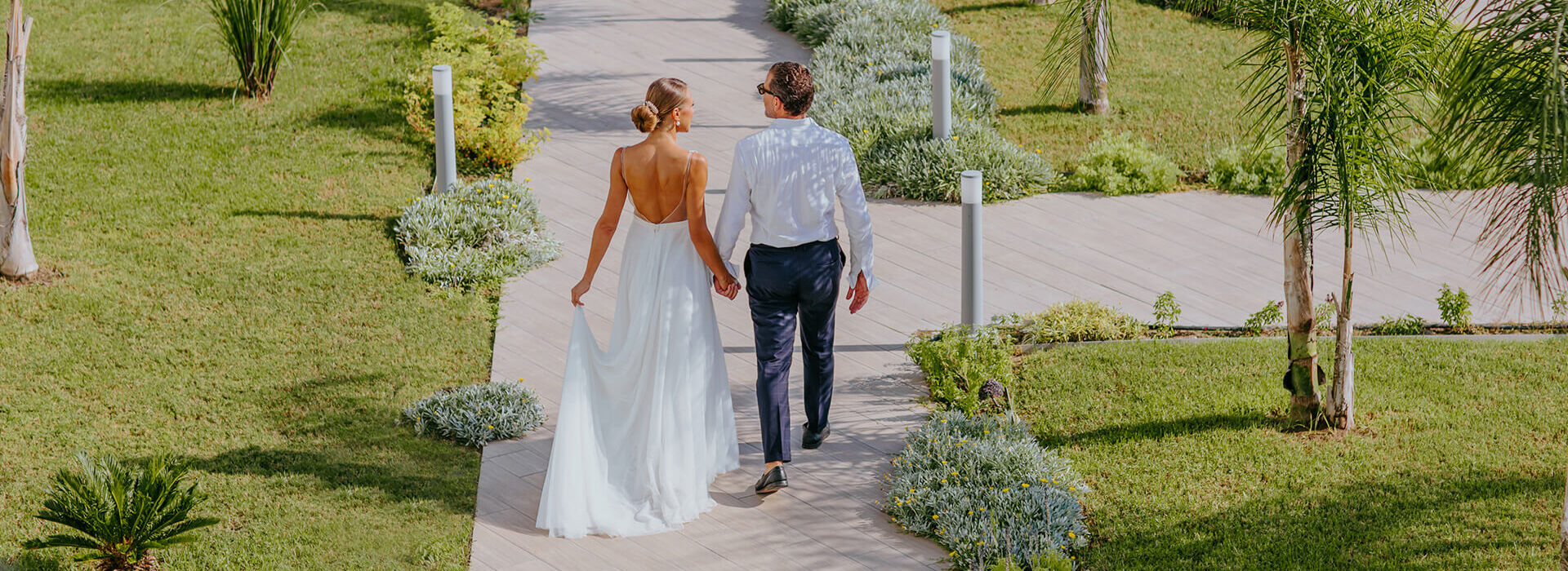 Bride and groom in Ivi Mare Hotel