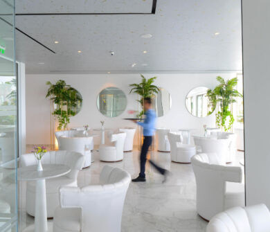 Ivi Mare Mirrors Bar sitting area