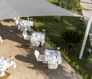 Ivi Mare Palletes restaurant tables
