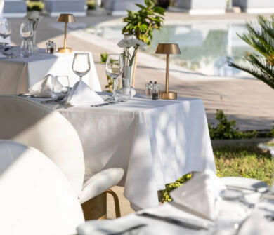 Ivi Mare Palletes restaurant tables