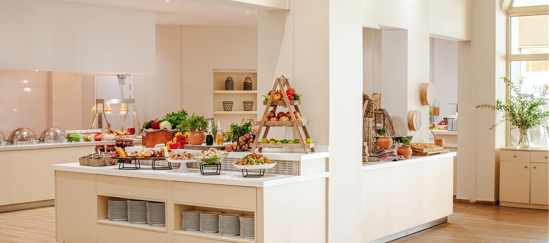 Paphos Rigani Restaurant buffet