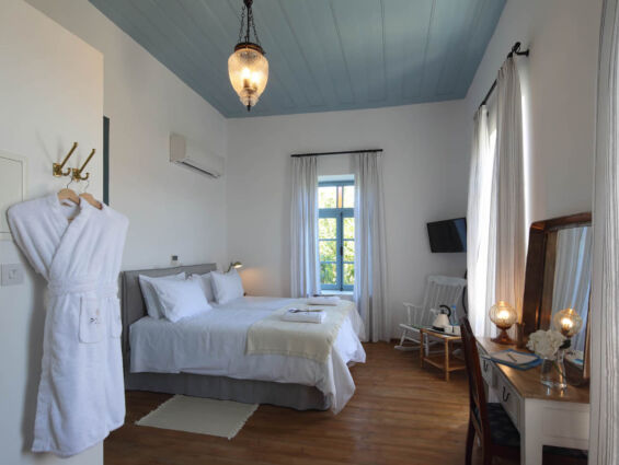 Polis 1907 Room bedroom
