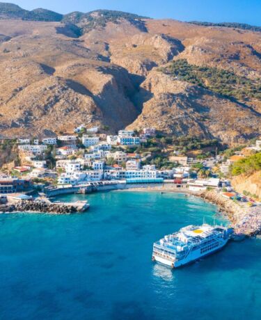 Crete Port